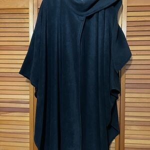 East 5th Classic Black Shawl